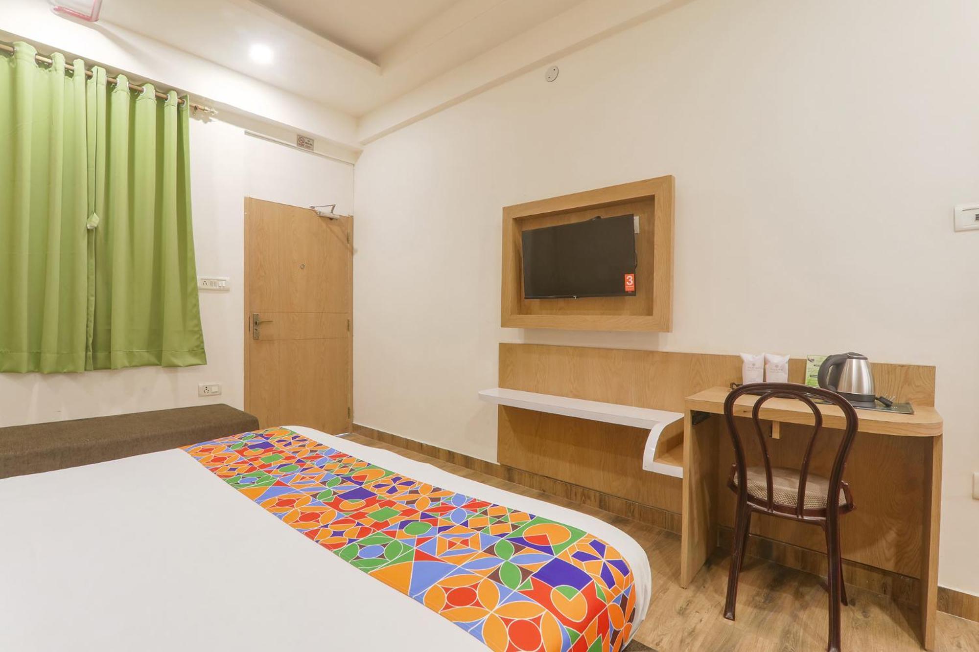 Fabhotel Raghubar Kripa Lucknow Exterior photo